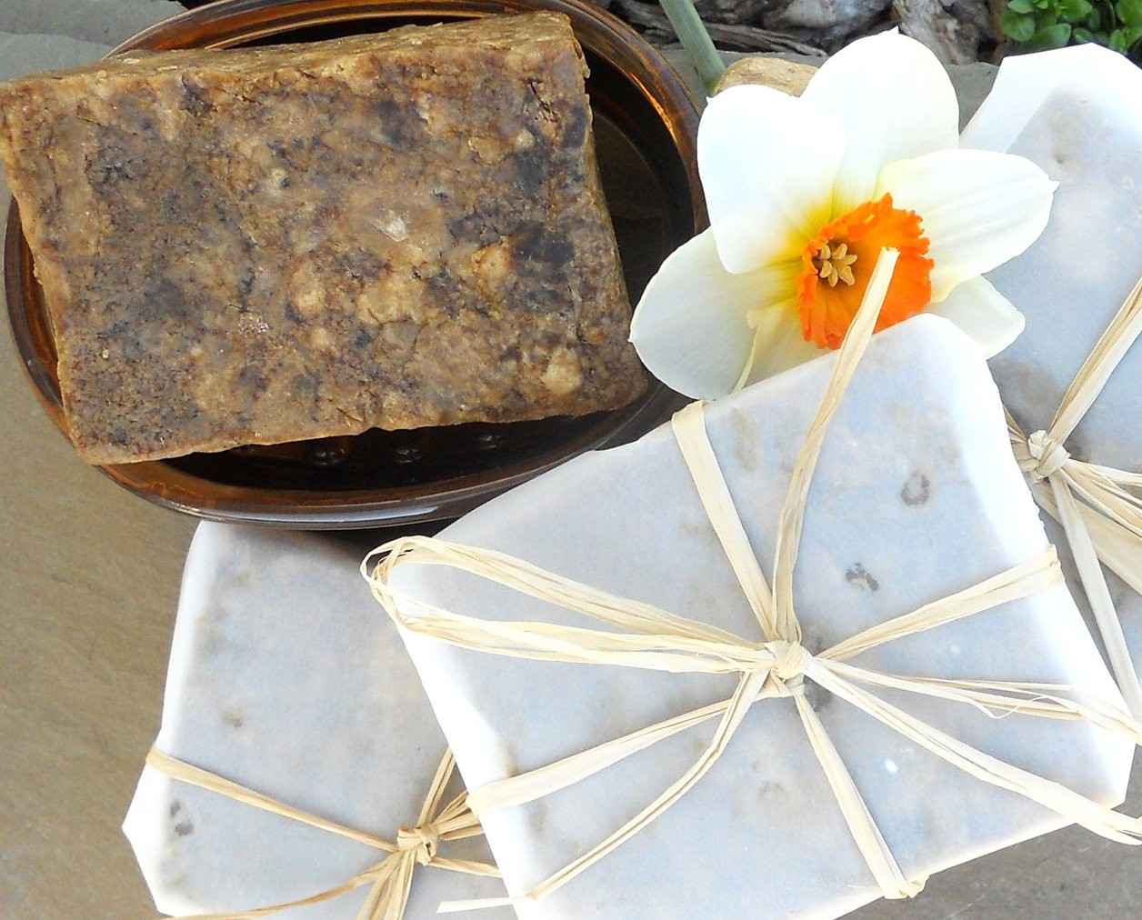 Zložky čierneho mydla Kakaové bôby Starostlivosť o pleť Letné domáce prostriedky Palmový olej zdravý