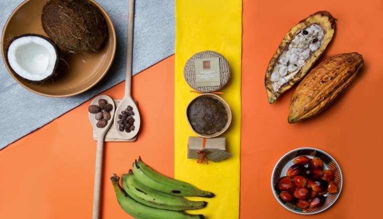 Ingrediencie čierne mydlo kakaové bôby pleťová maska domáce prostriedky banánová šupka