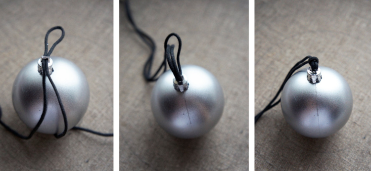 Guľôčky na vianočný stromček ukážkový uzol