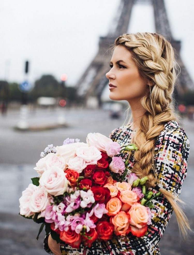 na boku dlhý oplet side-DIY-cop-dlhé vlasy-blond-čelo