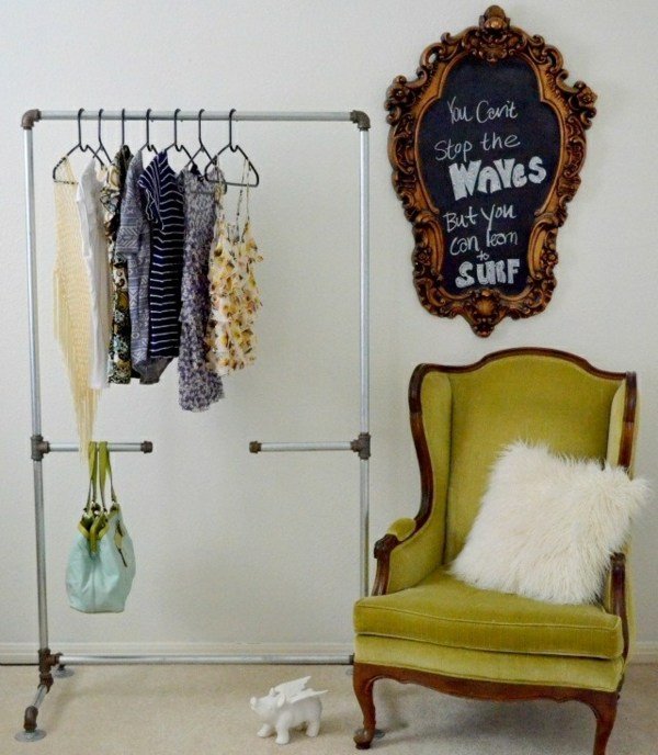 moderný nápad na dizajn stojana na šaty šatník do spálne
