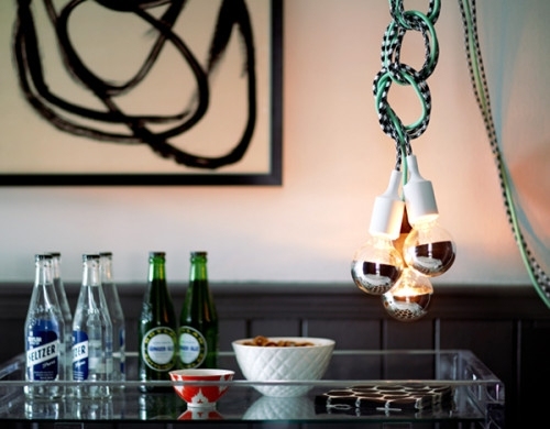 fľaše nápoje žiarovka zaujímavý nápad okusovať závesná zelená čierna biela