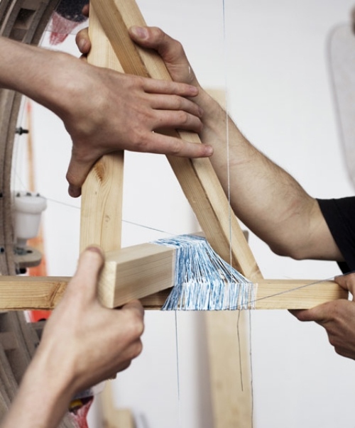 spájanie prvkov dohromady dizajnový nábytok anton alvarez Spojte prvky dizajnovým nábytkom od spoločnosti anton alvarez