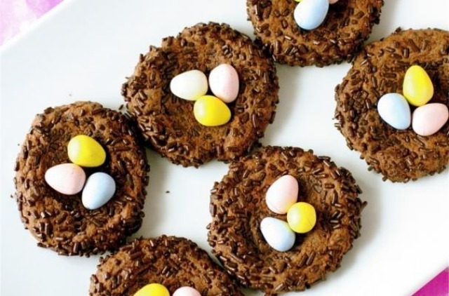 Veľkonočný košíkový koláč sušené kokosové sušienky recepty na pečenie veľkonočné