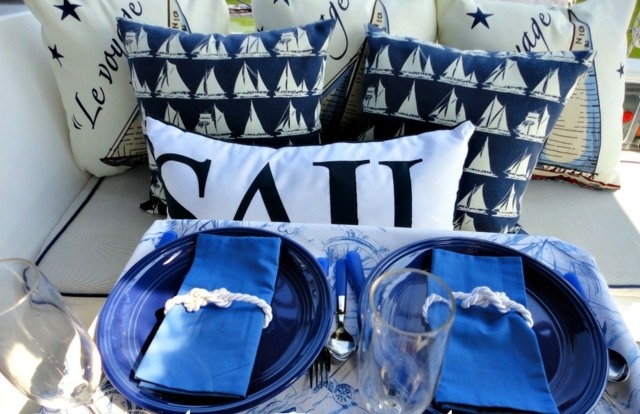 Uzlový námorný dekoratívny vankúšový piknikový čln pre dvoch