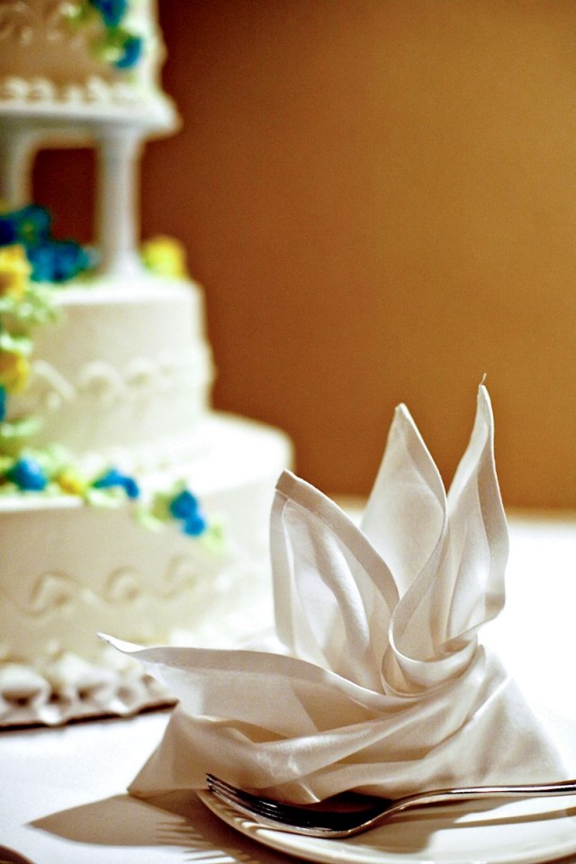 junk-ubrousok-skladacia-technika-jednoducho-atraktívna-dekorácia-nápady-na-večierky