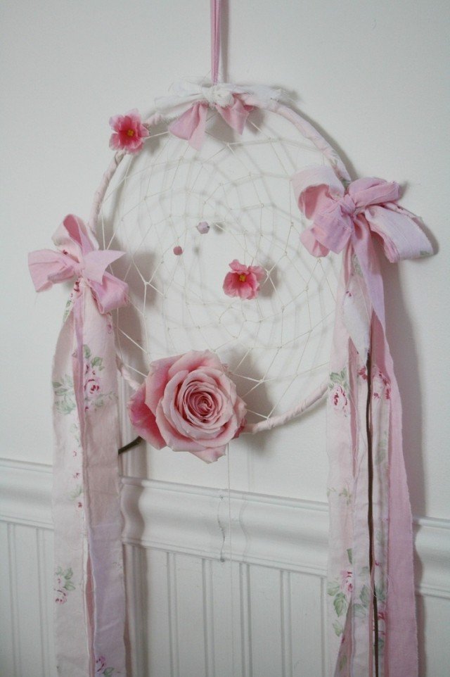 ošarpané elegantné dekorácie ruže lapače snov ružové stužky shabby-chic-decoration-dream-rose-pink-stuhy