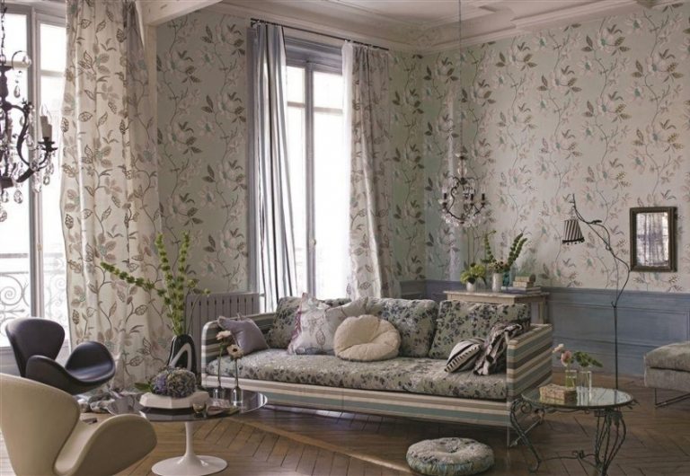 Ošarpaný-štýl-urob si sám-pohovka-čalúnenie-kovový brúsny stôl