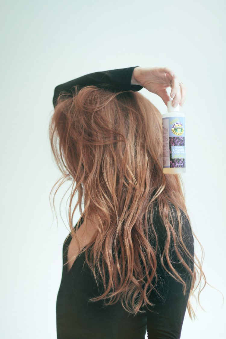 Vyrobte si vlastný šampón z prírodnej, rastlinnej starostlivosti o vlasy