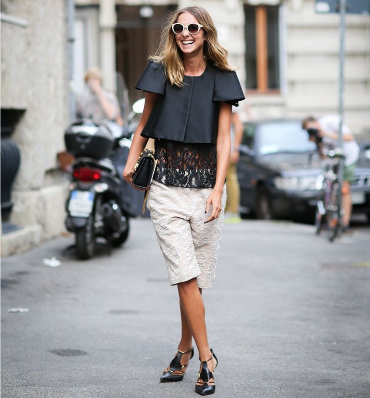 Na skrytie stehien noste šortky po kolená