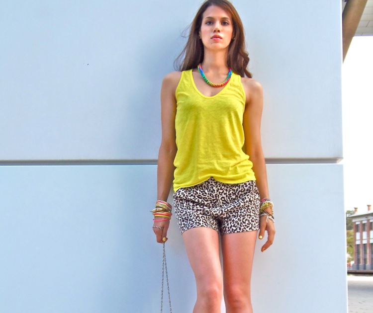 noste šortky, letný outfit