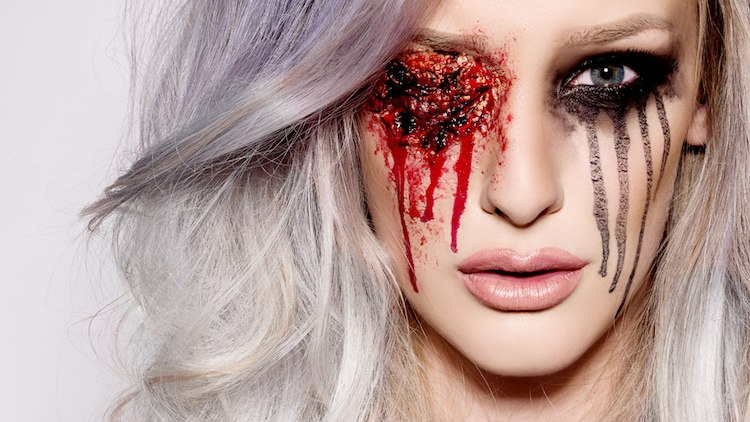 zombie-make-up-makeup-návod-video-oko-krv