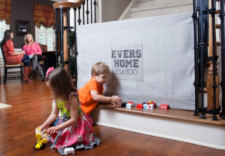 Bezpečnosť-doma-schody-bezpečná-pre deti