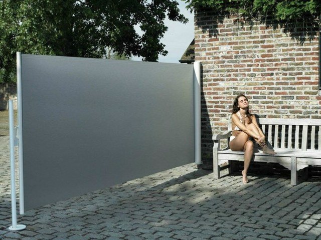 Vetrolamová záhradná letná slnečná terasa s kamennou podlahou Letná slnečná terasa Výrobca kamenných podláh Pro