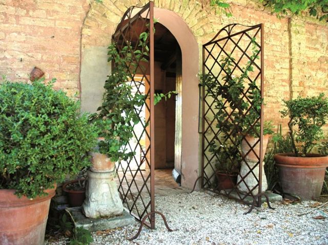 Záhradné mreže Deliace priečky Popínavé rastliny Výrobca črepníkov Oddeľovač popínavých rastlín výrobca kvetináčov unosider