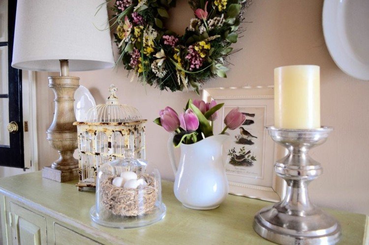 ozdobiť príborník tulipány ružový veniec sviečky hniezdo dekor vtáčie vajíčka