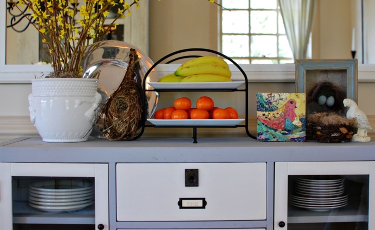 príborník zdobiť forsythia stojan na ovocie riad skrinka