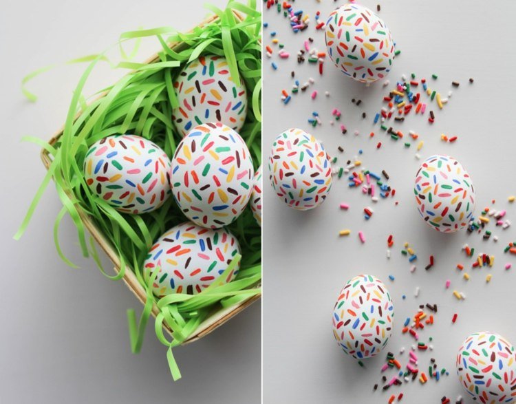 Navrhnite veľkonočné vajíčka v materskej škole akrylovou farbou a štetcom - posypom