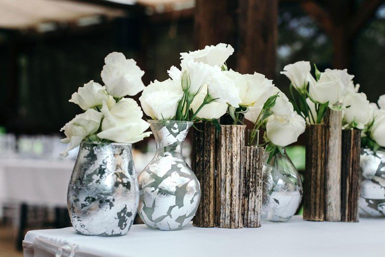 strieborné vázy na svadobnú výzdobu, hliníková fólia, ozdoba nápadu na dekoráciu