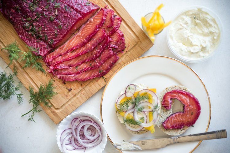 údený losos štartér dip kôpor recept