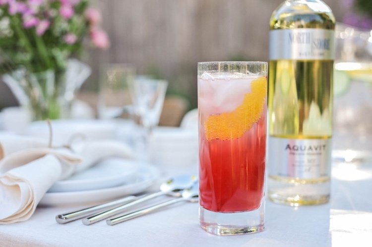 vianočné menu kokteil aquavit podávajte vodku