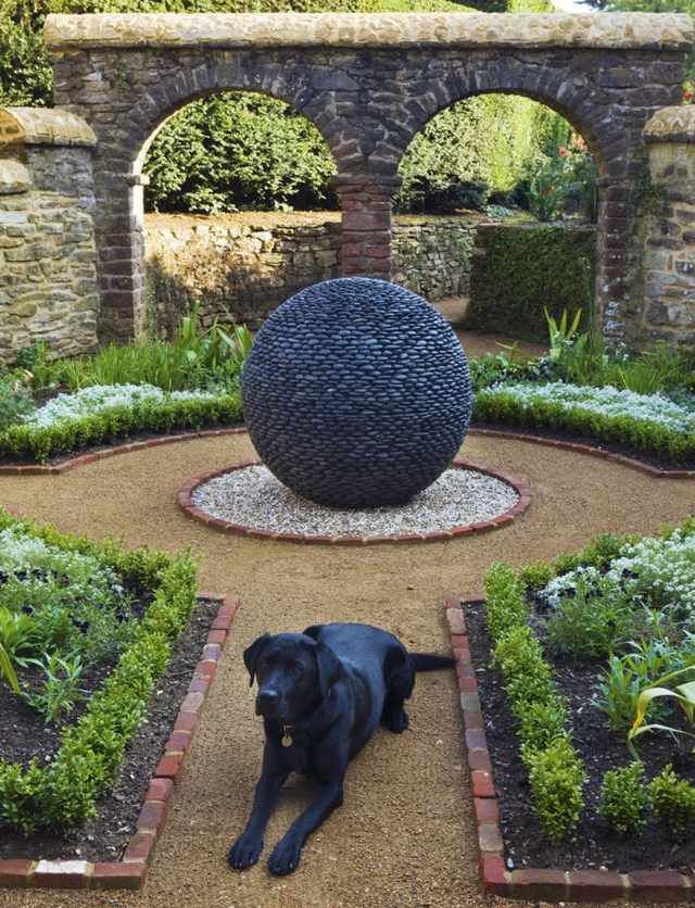 Dekorácia záhradnej lopty originálny kreatívny nápad Dekorácia originálny kreatívny nápad dizajn priateľský k zvieratám