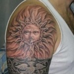 Szláv tetoválás az ember vállán