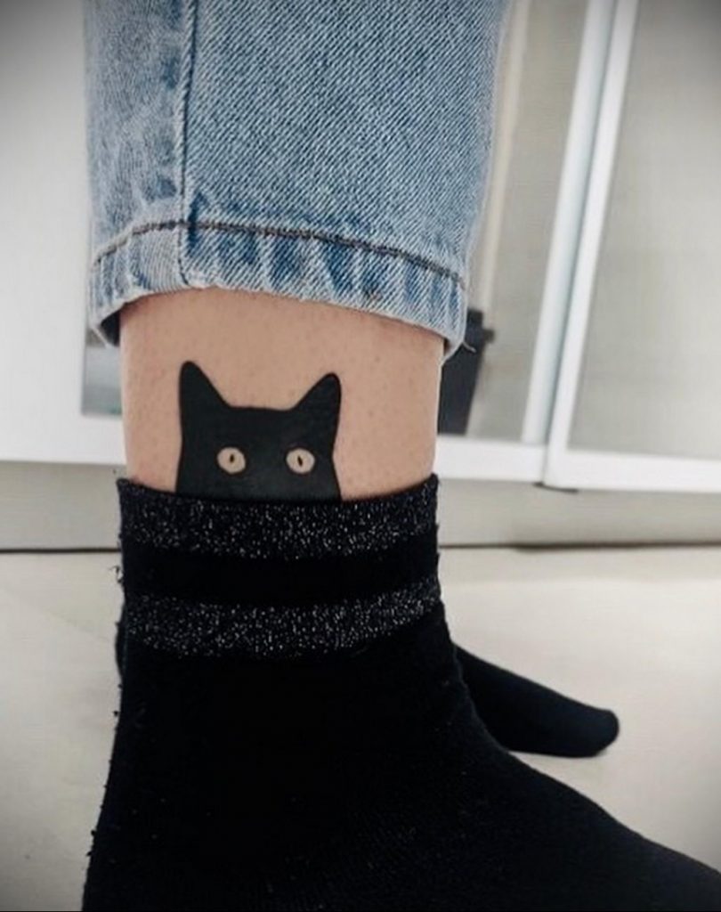 Śmieszne tatuaże pomogą Ci odwrócić uwagę i uśmiechnąć się podczas kwarantanny COVID-19 - zdjęcie 1