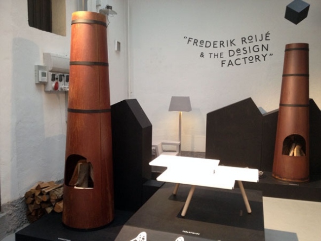 Továrna pec na drevo v štýle inšpirovaná priemyslom Záhradná pec na spaľovanie dreva v štýle inšpirovanom priemyslom