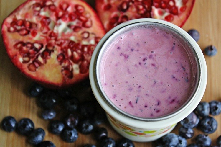 smoothie z granátového jablka smoothie čučoriedka ovocie