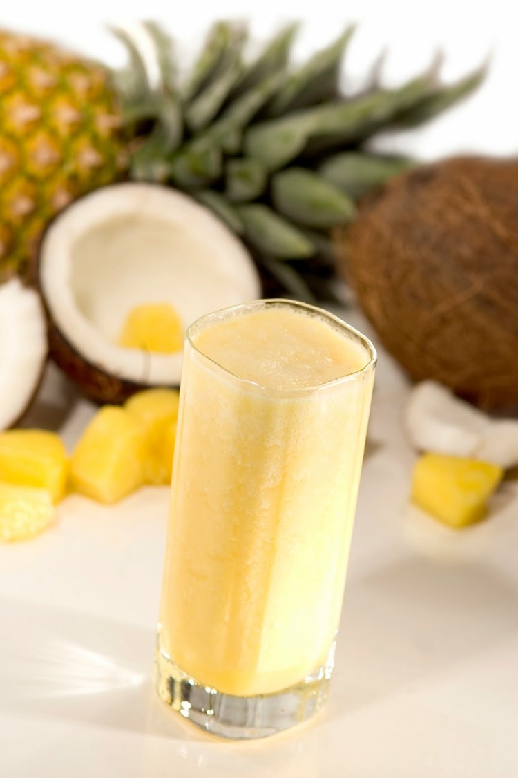 pina kolada smoothie kokosový ananás recept nápoj