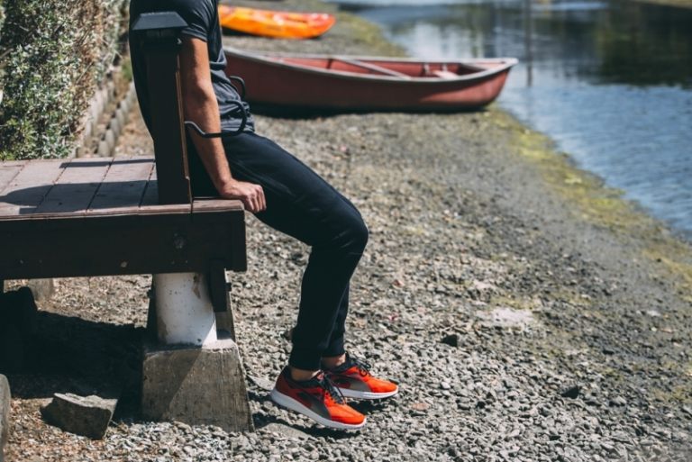 Oranžové tenisky Puma - kombinujte s džínsami a tričkom Tenisky-trend-nová-kolekcia-pánske-puma