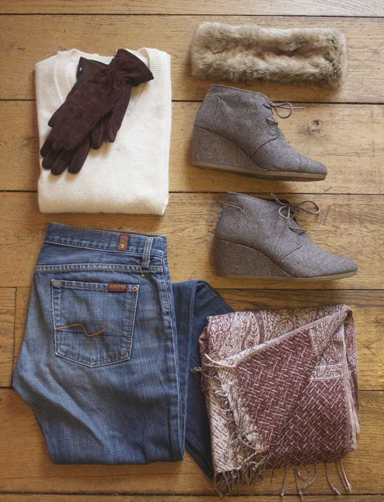 Džínsy štýlovo obúvajú topánky