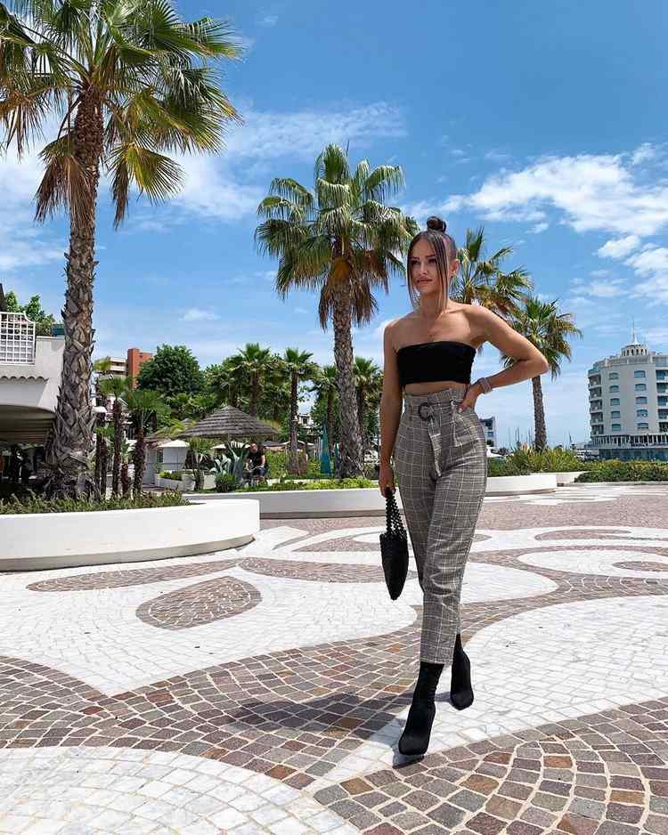 Ponožkové topánky kombinujú trendy v topánkových nohavičkových nohaviciach na jeseň 2020