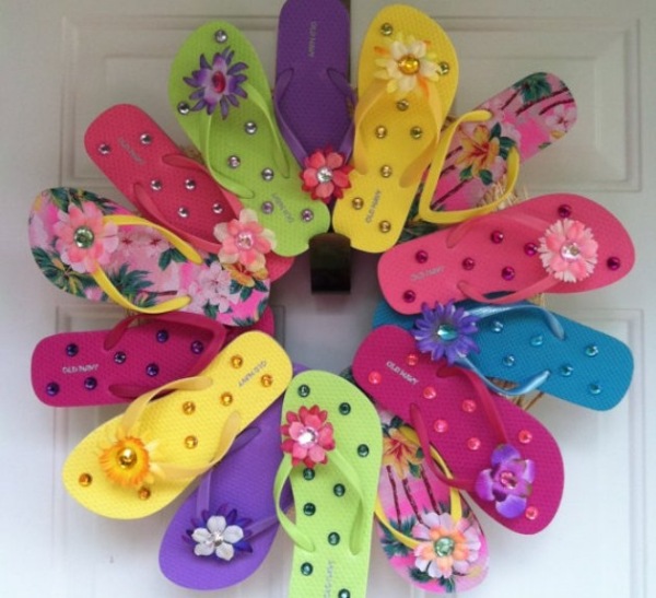 Žabky si nápady na dekoráciu dverného venca vyrobíte sami