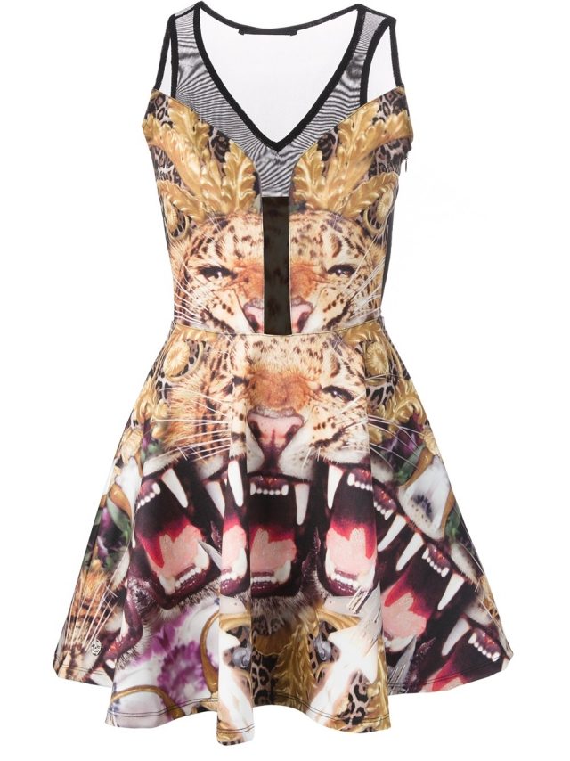 Spoločenské šaty s výstrihom do V. Spoločenské šaty-výstrih do V-priehľadné ramienka-drobný-vzor-philipp-plein