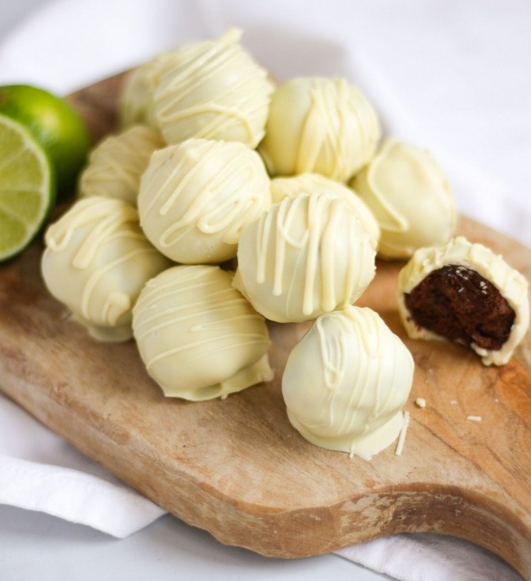 Recept na hľuzovky Gin Tonik Praline si urobíte jednoduché letné dezerty sami