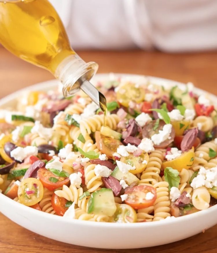 Taliansky cestovinový šalát s kozím syrom bez majonézy