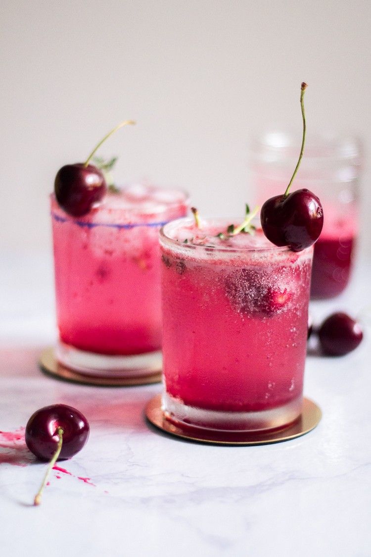 Urobte si letný spritzer recept bez alkoholu bez alkoholu