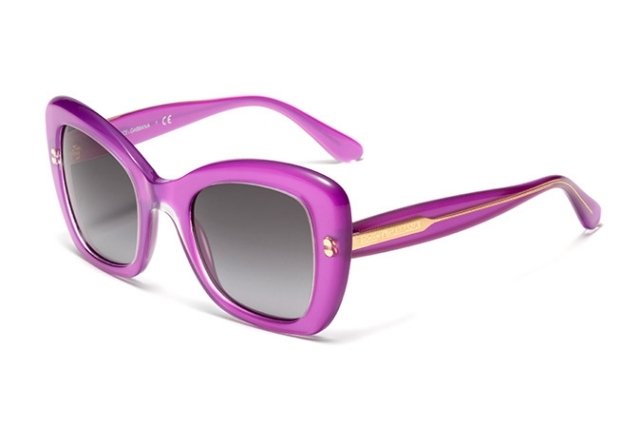 detaily veľkých slnečných okuliarov-fuchsie-zlatej farby