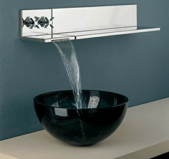 minimalistická kúpeľňa-elegantný čierny drezový faucet minimalistický-kúpeľňa-elegantný-čierny-drez-faucet