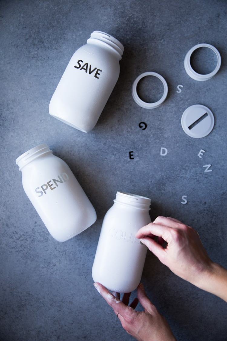 Farebné zaváraninové poháre biele (iné farby tiež voliteľné) Piggy-bank-tinker-piggy-bank-do-it-yourself-štítok-skrutka-sklo