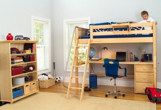 nápady na stôl v podkroví pre notebook do detskej izby