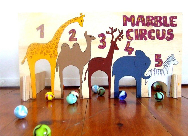 hry-urob si sám-sklenené gule-cirkus-hry-deti