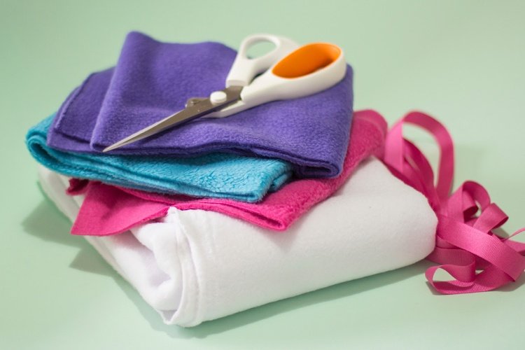 Hobby-kôň-drotár-sielen-návod-jednorožec-látka-polárny