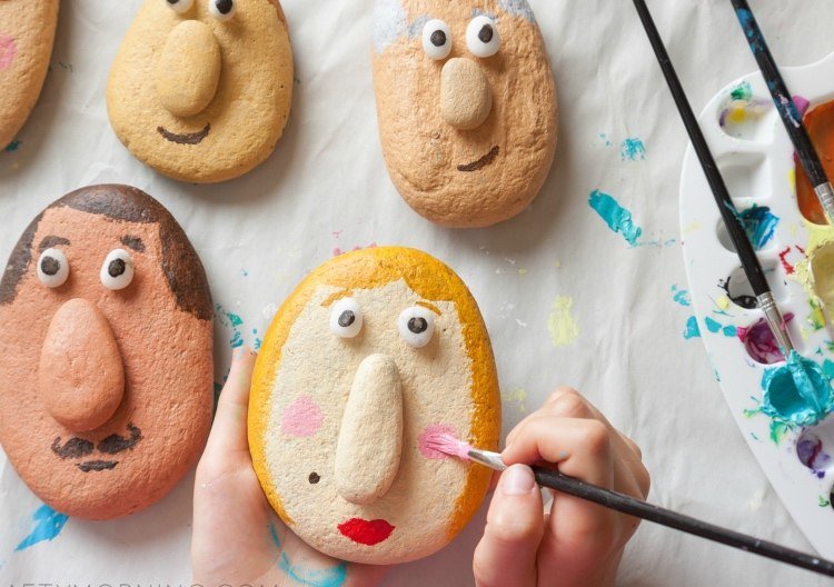 Prilepte a vymaľujte kamenné figúrky Pokyny a nápady