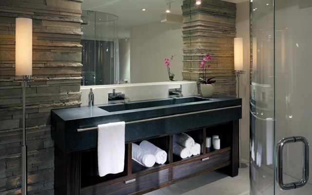 Tehlové nápady pre kúpeľňu