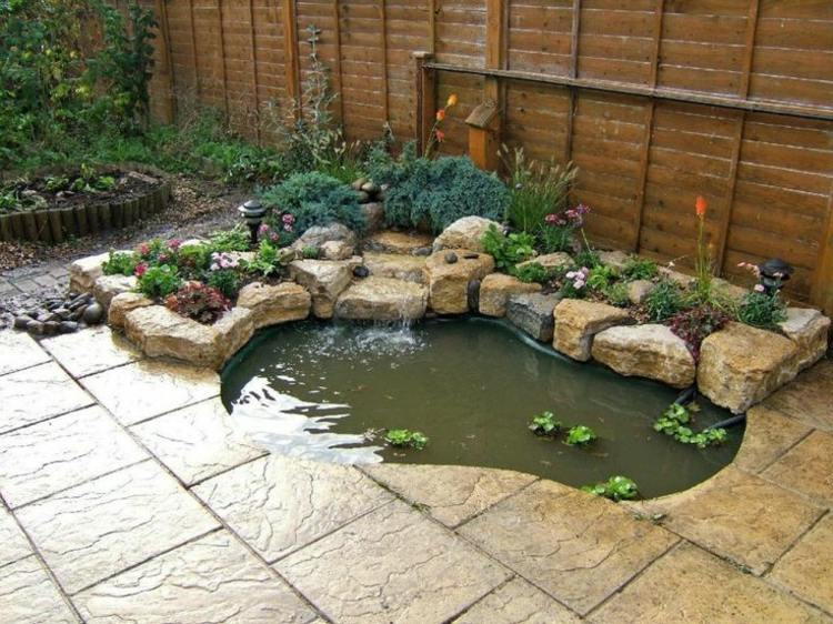 skalka vytvoriť rybník nápad dlaždice béžové rastliny deco