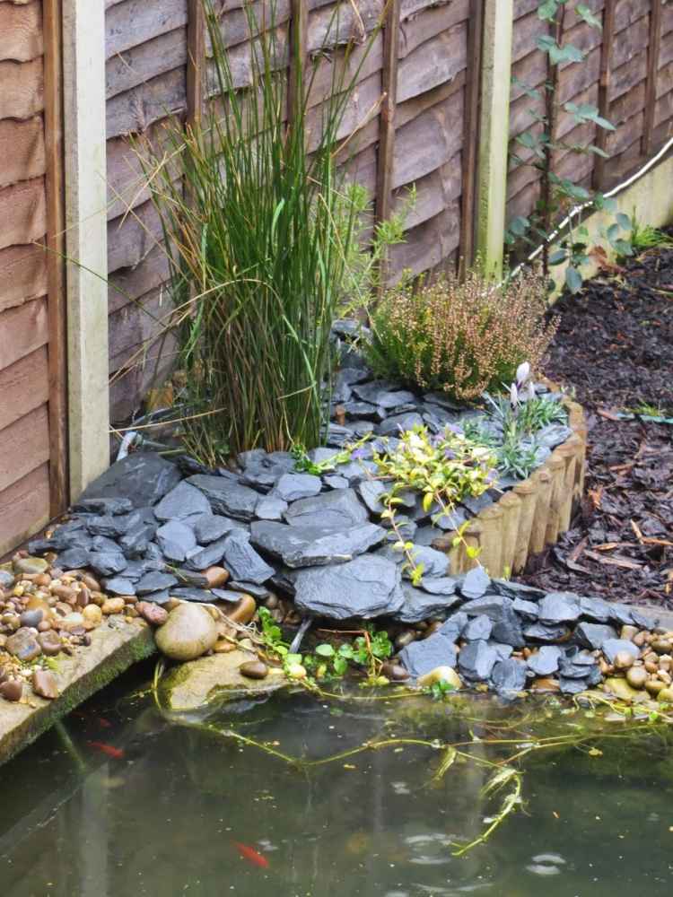 Skalka-jazierko-bridlica-štrk-okrasná tráva