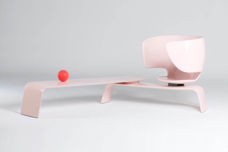 dojčenie na verejnom sedení hojdačky lavička na ochranu súkromia kreslo ružová